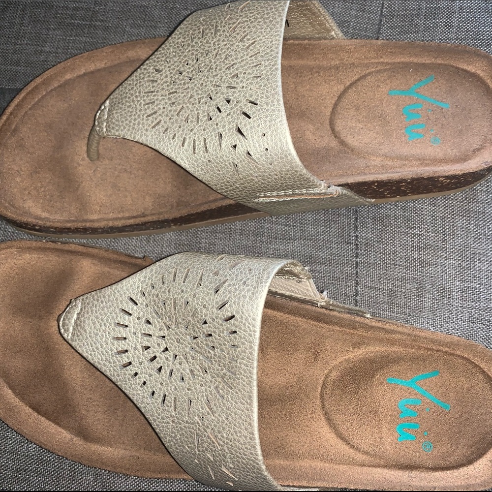 Cute Golden Sandals